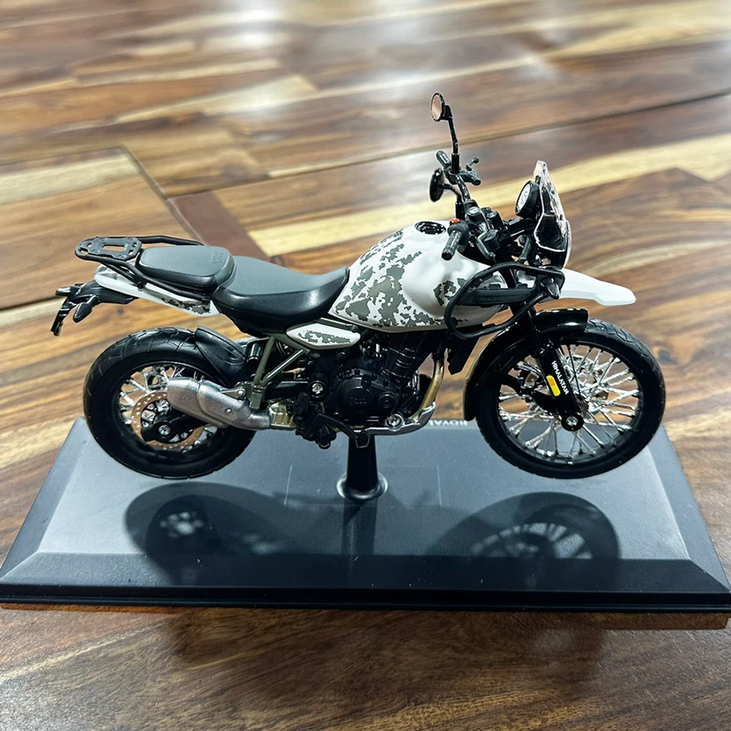 GENUINE ROYAL ENFIELD NEW HIMALAYAN 450 1:12 SCALE MODEL - WHITE, FAST DISPATCH!