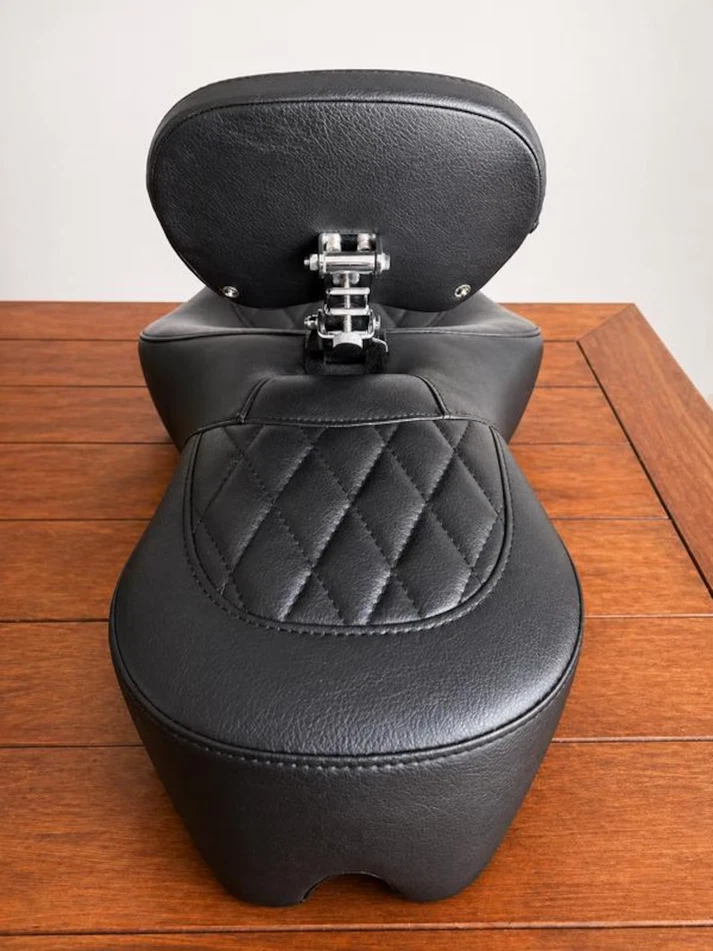 For Royal Enfield Super Meteor 650 Custom Black Diamond Seat with Backrest & Gel